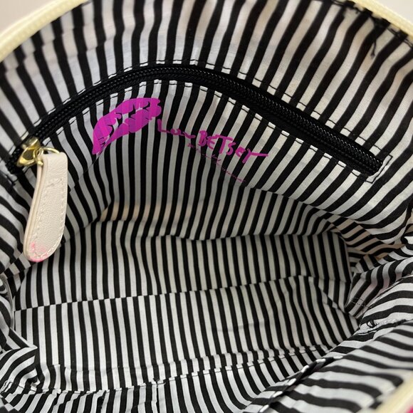 Betsey Johnson - LUV Mini Dome in Fuchsia & White - NWT - Picture 7 of 8